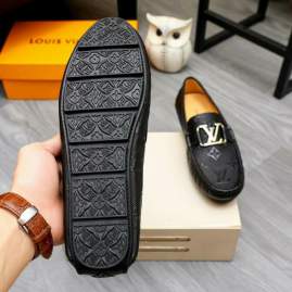 Picture of Louis Vuitton Shoes _SKULVsz38-45mnf052812153